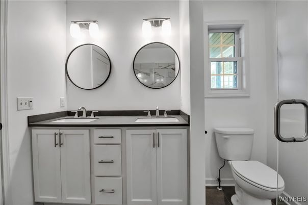 Bathroom, Dual Sink Vanities, Interior