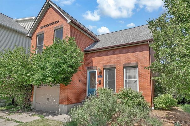 Attached, Exterior, Facade, Brick Facade, Brick Traditional