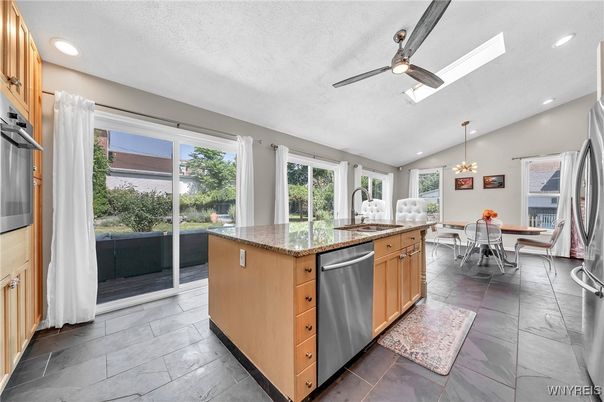 Chandelier, Dining room, Interior, Kitchen, Recessed Lighting