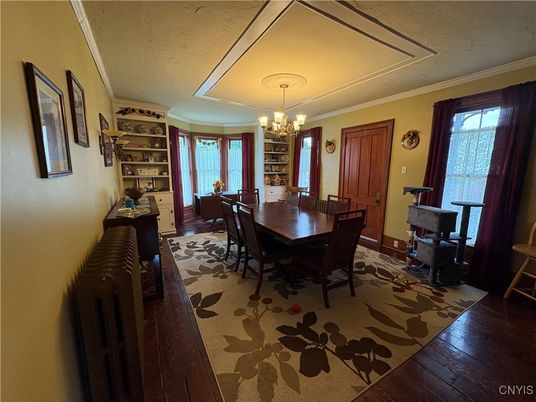 Chandelier, Dining room, Fireplace, Interior, Wood Texture Flooring