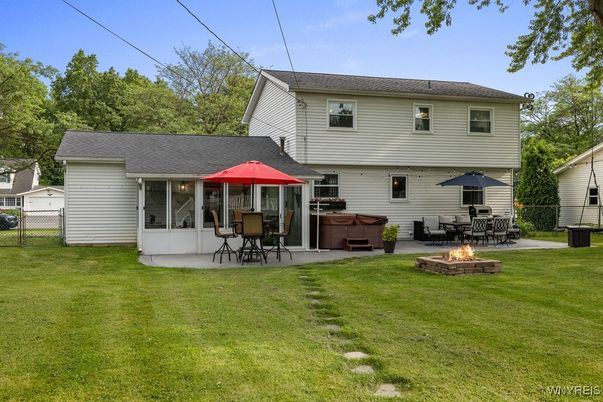 Backyard, Exterior, Hot Tub