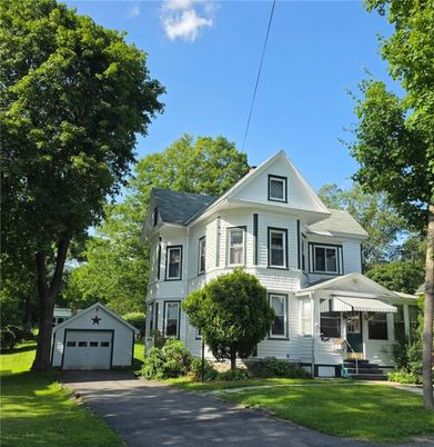 Detached Garage, Exterior, Facade, Queen Anne Victorian