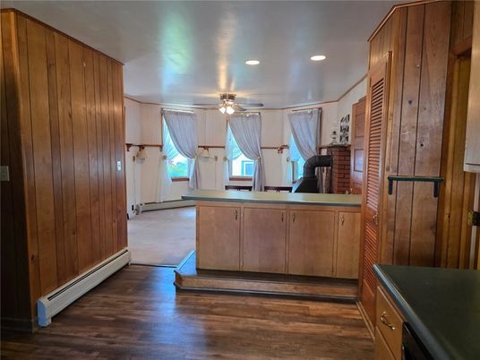 Interior, Recessed Lighting, Wood Texture Flooring