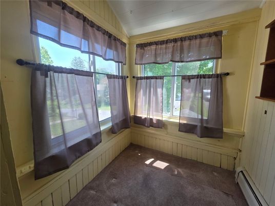 Empty room, Interior, Sun Room