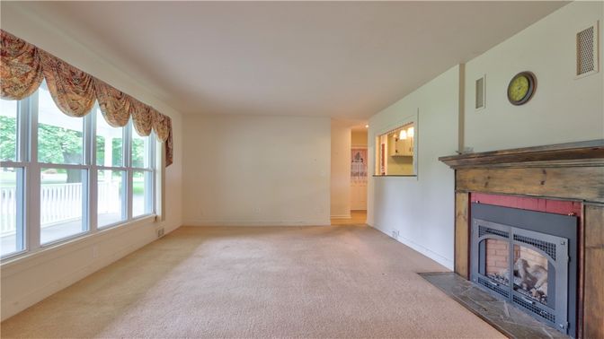 Empty room, Fireplace, Interior