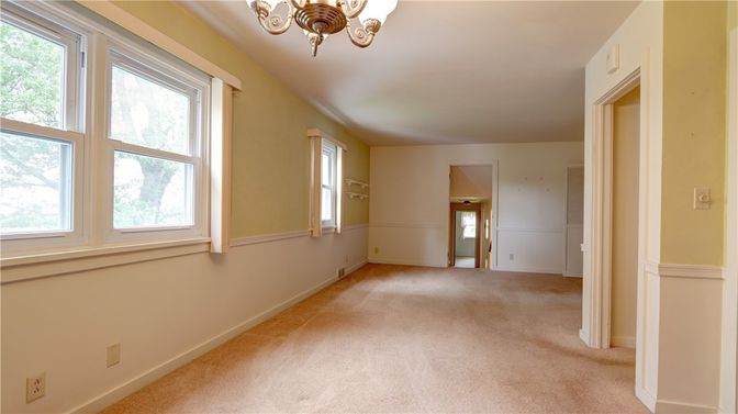 Chandelier, Empty room, Interior