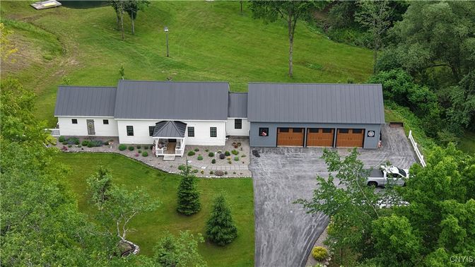 Exterior, Drone