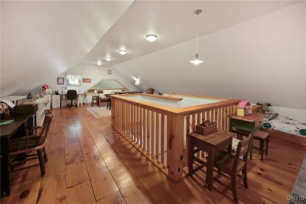 Interior, Pendant Lights, Wood Texture Flooring