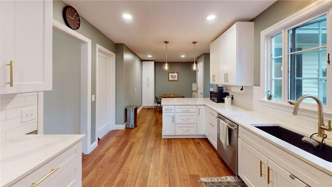 Interior, Kitchen, Pendant Lights, Recessed Lighting, Wood Texture Flooring