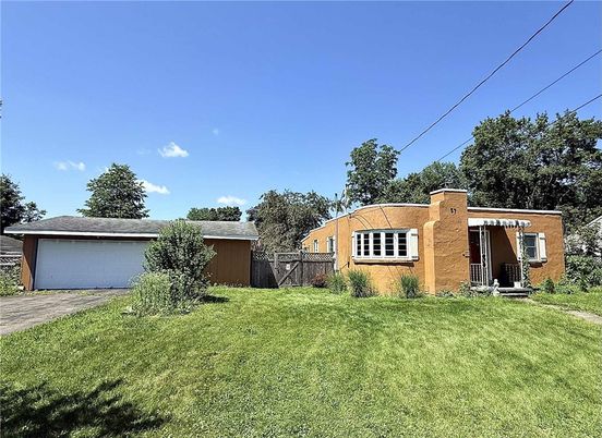 Backyard, Detached Garage, Exterior