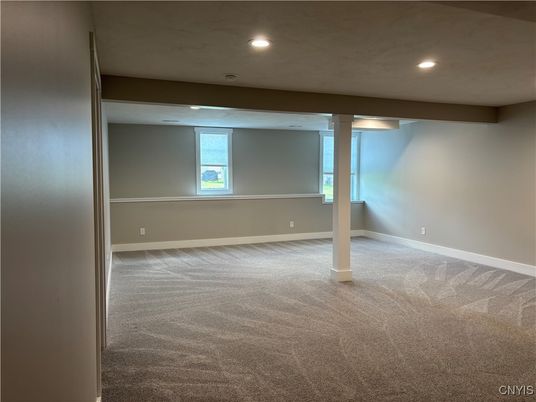 Empty room, Interior, Recessed Lighting