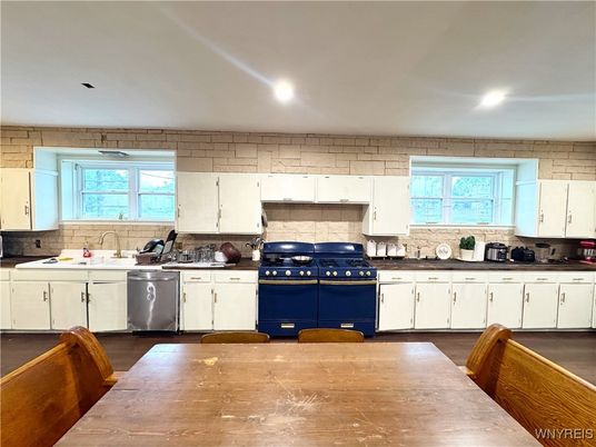 Interior, Kitchen, Recessed Lighting, Stone Walls