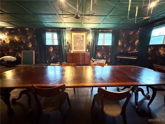 Chandelier, Dining room, Interior