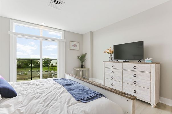 Bedroom, Interior, Recessed Lighting, Water, Wood Texture Flooring