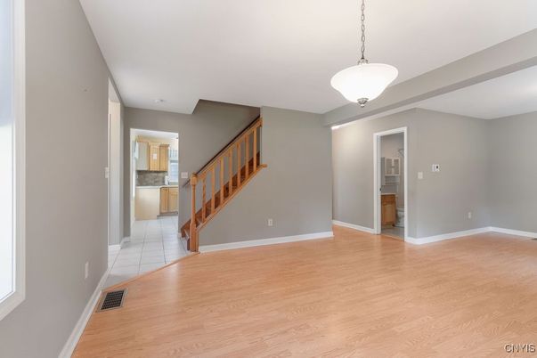 Empty room, Interior, Pendant Lights, Wood Texture Flooring
