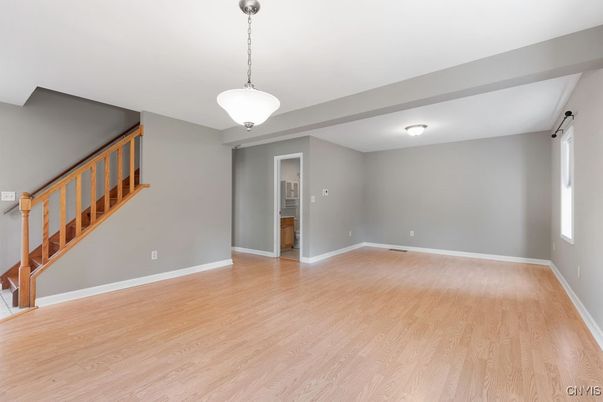 Empty room, Interior, Pendant Lights, Wood Texture Flooring