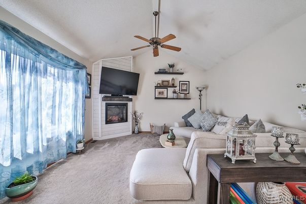 Fireplace, Interior, Living room