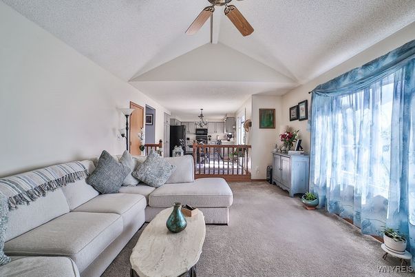 Chandelier, Dining room, Interior, Kitchen, Living room