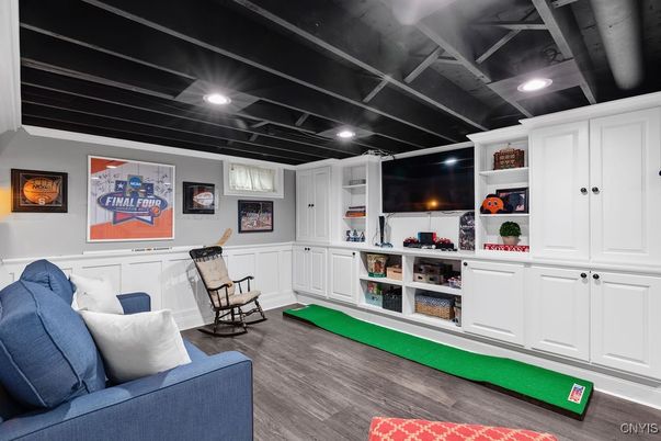 Interior, Recessed Lighting, Wood Texture Flooring