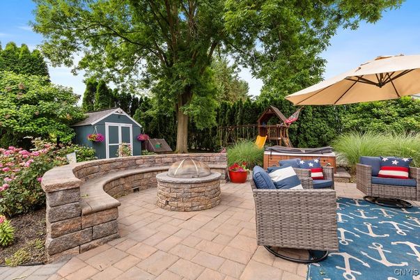Exterior, Hot Tub