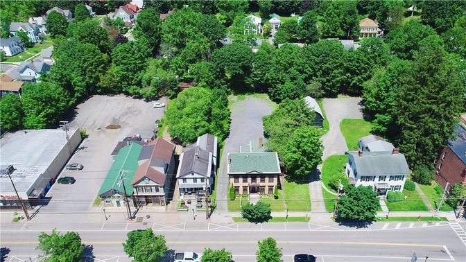 Exterior, Drone