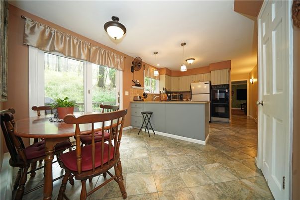 Dining room, Interior, Kitchen, Pendant Lights