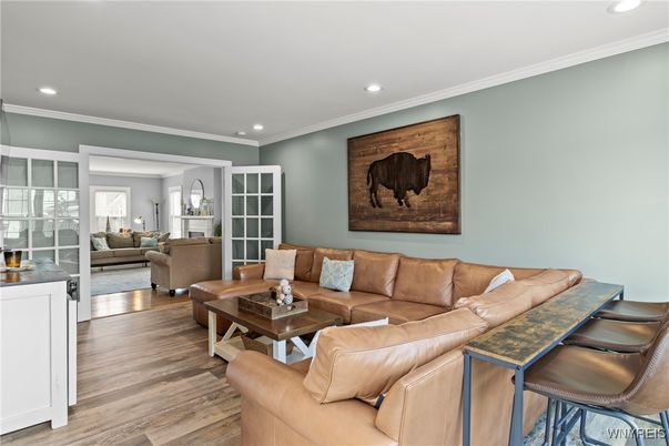 Interior, Living room, Recessed Lighting, Wood Texture Flooring