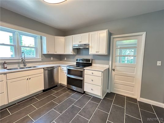 Interior, Kitchen, Stainless Steel Appliances