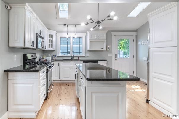 Interior, Kitchen, Pendant Lights, Wood Texture Flooring