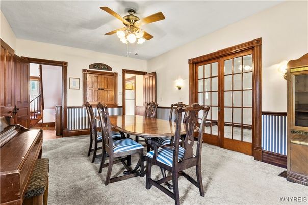 Dining room, Interior