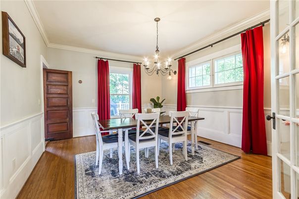 Chandelier, Dining room, Interior, Wood Texture Flooring