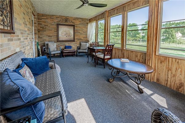 Dining room, Interior, Living room, Stone Walls, Sun Room