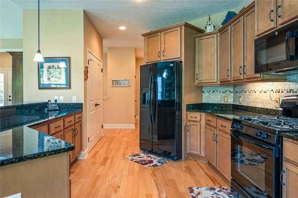 Interior, Kitchen, Pendant Lights, Recessed Lighting, Wood Texture Flooring
