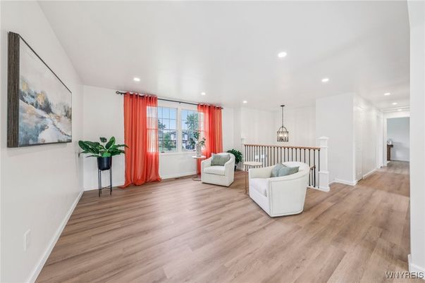 Interior, Pendant Lights, Recessed Lighting, Wood Texture Flooring