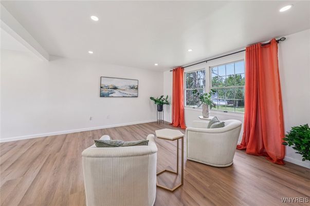 Interior, Recessed Lighting, Wood Texture Flooring