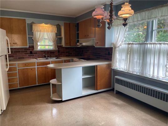 Chandelier, Interior, Kitchen