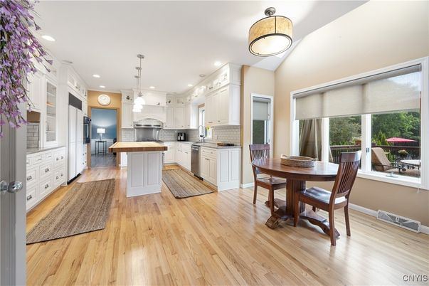 Dining room, Interior, Kitchen, Pendant Lights, Recessed Lighting, Wood Texture Flooring