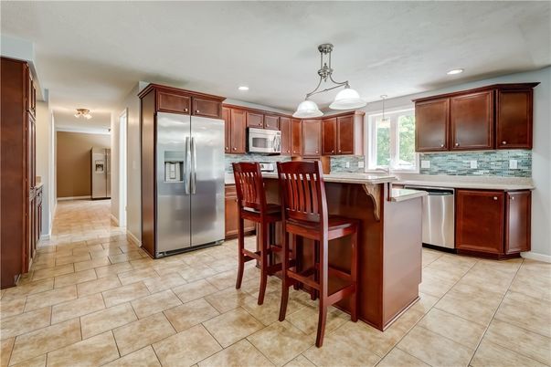 Interior, Kitchen, Pendant Lights, Recessed Lighting, Stainless Steel Appliances