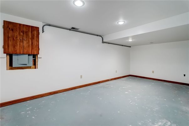 Garage, Interior, Recessed Lighting