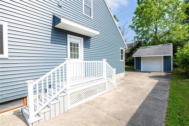 Backyard, Detached Garage, Exterior