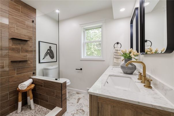 Bathroom, Dual Sink Vanities, Interior, Marble, Recessed Lighting