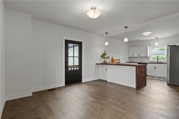 Interior, Kitchen, Pendant Lights, Wood Texture Flooring