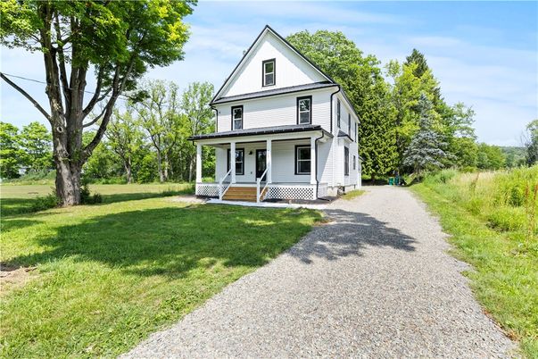 Backyard, Exterior, Facade, Farmhouse