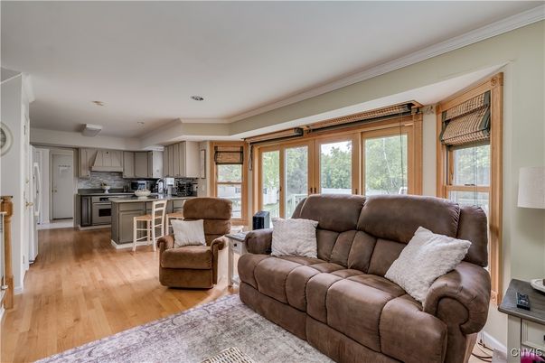 Interior, Kitchen, Living room, Recessed Lighting, Wood Texture Flooring