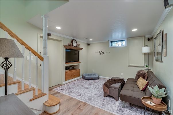 Interior, Recessed Lighting, Wood Texture Flooring