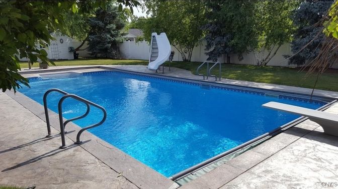 Exterior, Pool
