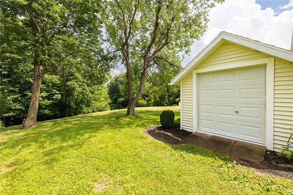 Backyard, Detached Garage, Exterior