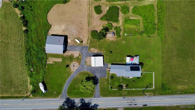 Exterior, Drone