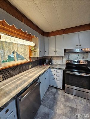 Interior, Kitchen, Stainless Steel Appliances