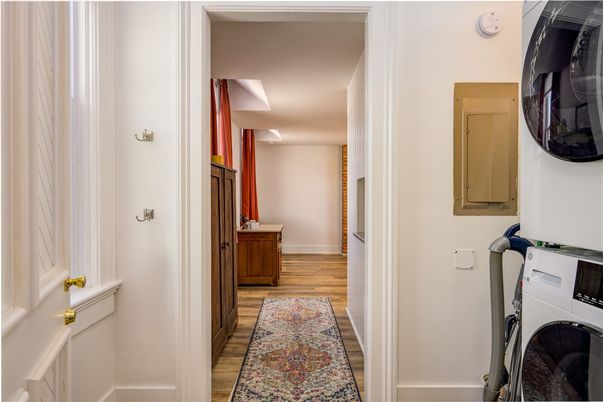 Interior, Washer, Wood Texture Flooring